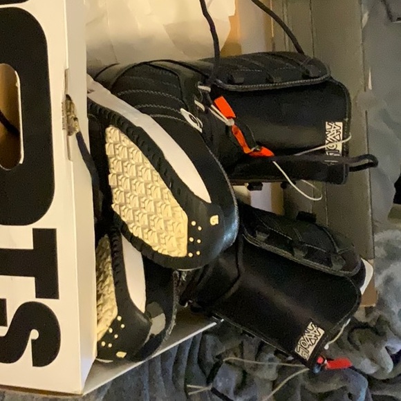 Sold - Picture 6 of 10